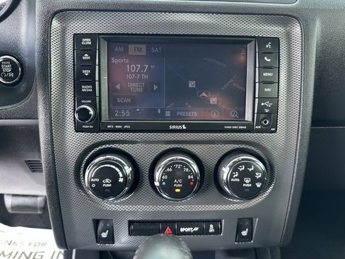 Used 2014 Dodge Challenger R/T RWD image 20
