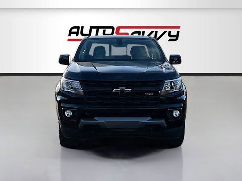 Used 2022 Chevrolet Colorado Z71 AWD/4WD image 2