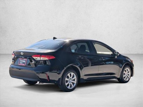 New 2026 Toyota Corolla LE image 2