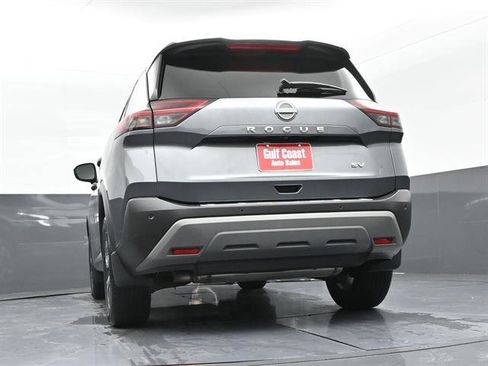 Used 2023 Nissan Rogue SV image 33
