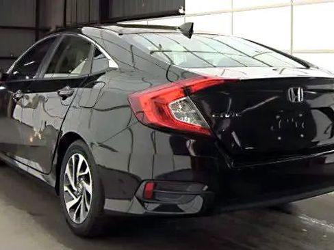Used 2017 Honda Civic EX image 10