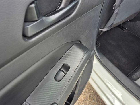 Used 2024 Nissan Altima 2.5 SV FWD image 20