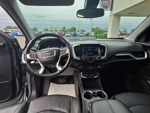 Used 2023 GMC Terrain SLT AWD/4WD image 36