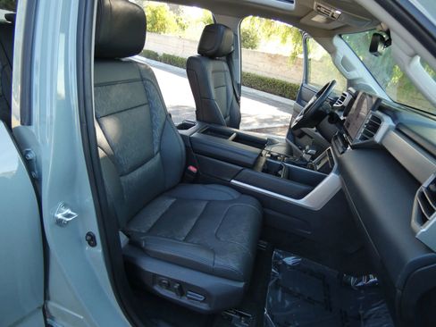 Used 2024 Toyota Tundra Limited image 30