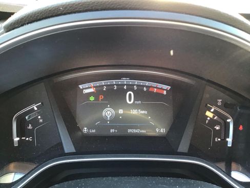 Used 2017 Honda CR-V Touring image 10