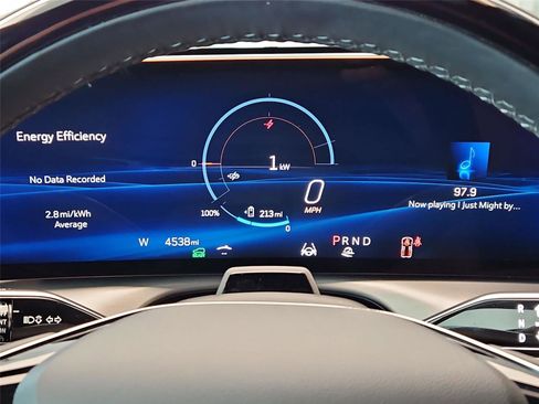 New 2026 Cadillac Vistiq Premium Luxury w/ LPO, Floor Liner Package AWD/4WD image 14