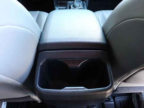 Used 2018 Toyota Tacoma TRD Sport image 38