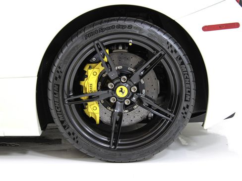 Used 2015 Ferrari 458 Speciale Coupe RWD image 20