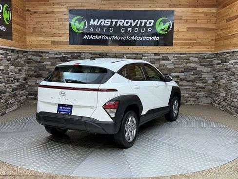 Certified 2024 Hyundai Kona SE AWD/4WD image 9
