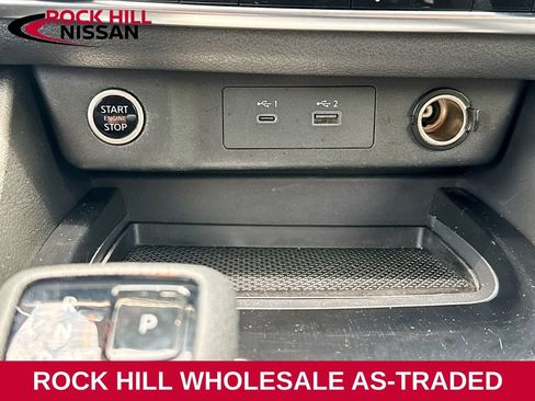 Used 2021 Nissan Rogue SV FWD image 17