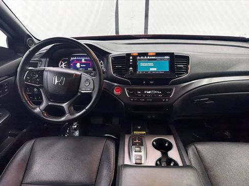 Certified 2025 Honda Passport EX-L image 25