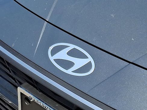 Used 2025 Hyundai Elantra Sport image 29