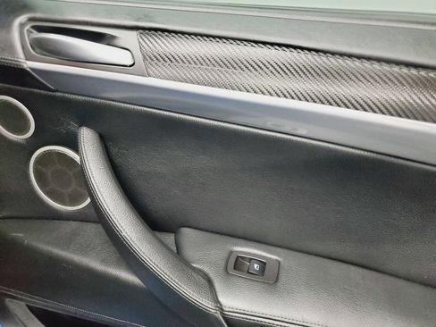 Used 2012 BMW X6 M image 18