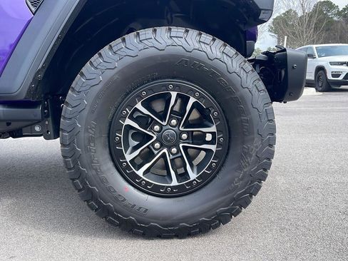 New 2026 Jeep Wrangler Unlimited Rubicon 392 w/ Quick Order Package 27X Moab AWD/4WD image 9