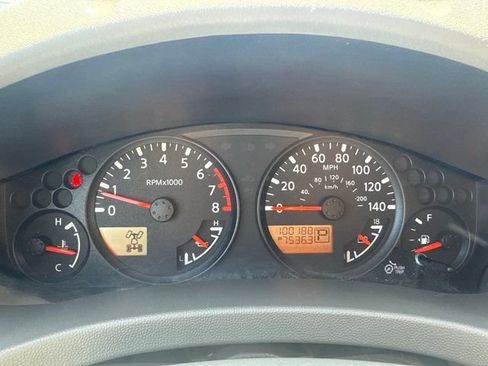Used 2019 Nissan Frontier SV AWD/4WD image 13