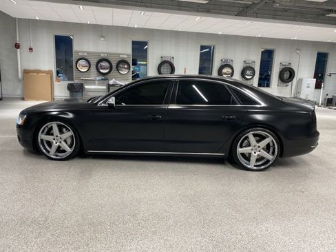 Used 2012 Audi A8 L 4.2 image 10