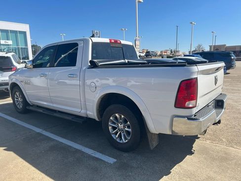 Used 2018 RAM 1500 SLT image 8