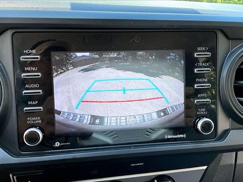 Used 2022 Toyota Tacoma SR w/ SR Convenience Package RWD image 13