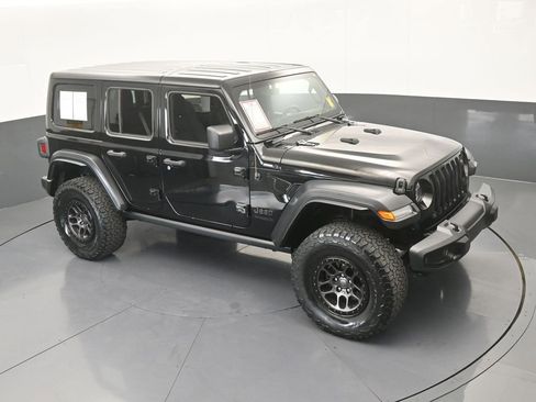 Used 2022 Jeep Wrangler Unlimited Sport w/ Xtreme Recon 35" Tire Package AWD/4WD image 54
