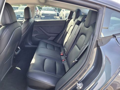 Used 2022 Tesla Model 3 Long Range image 15