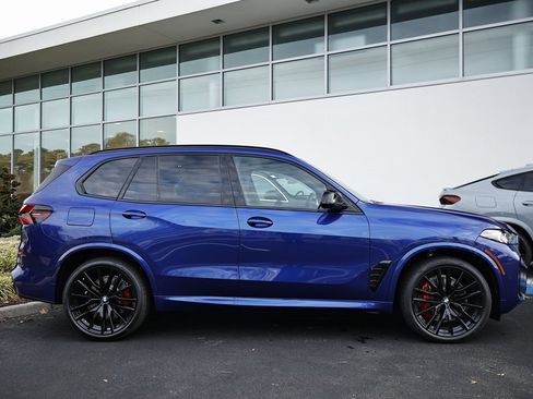 New 2026 BMW X5 M60i w/ Climate Comfort Package image 4
