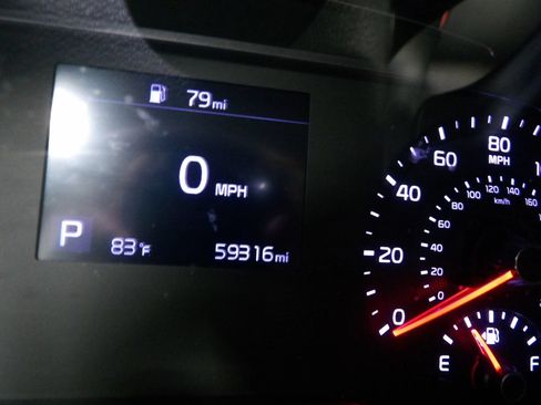 Used 2020 Kia Soul LX FWD image 18