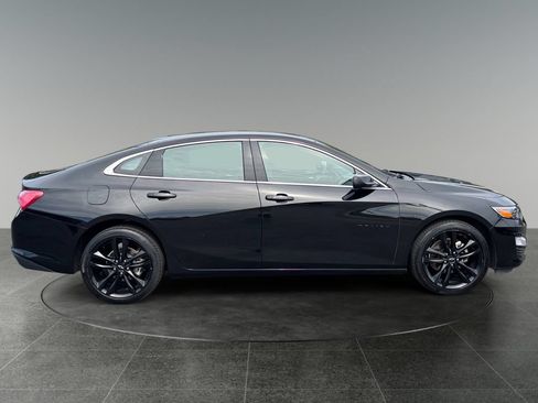 Used 2024 Chevrolet Malibu LT w/ Midnight Edition FWD image 11