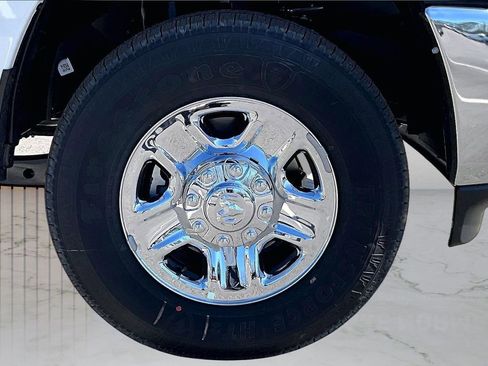 New 2026 RAM 3500 Tradesman w/ Chrome Appearance Group A AWD/4WD image 32