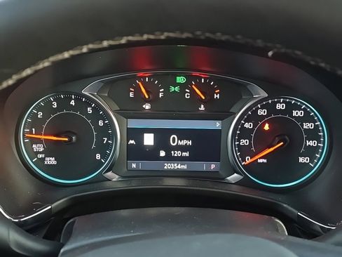 Used 2024 Chevrolet Equinox Premier image 25