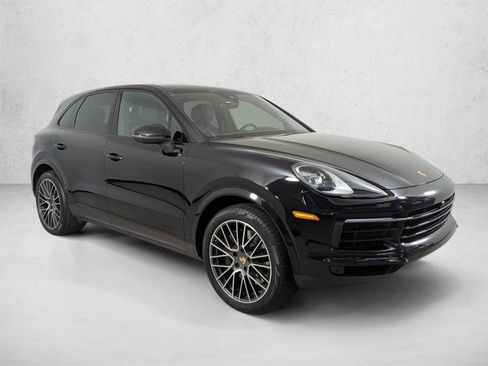 Certified 2023 Porsche Cayenne AWD/4WD image 7