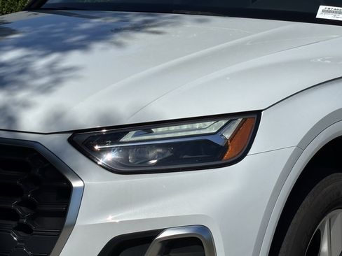 Used 2023 Audi Q5 2.0T Premium w/ Convenience Package AWD/4WD image 7