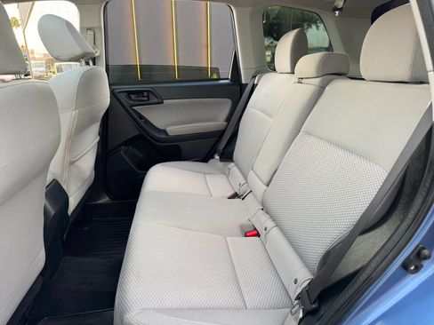 Used 2017 Subaru Forester 2.5i Premium w/ All-Weather Package AWD/4WD image 29