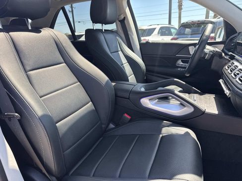 Used 2025 Mercedes-Benz GLE 450e 4MATIC image 12