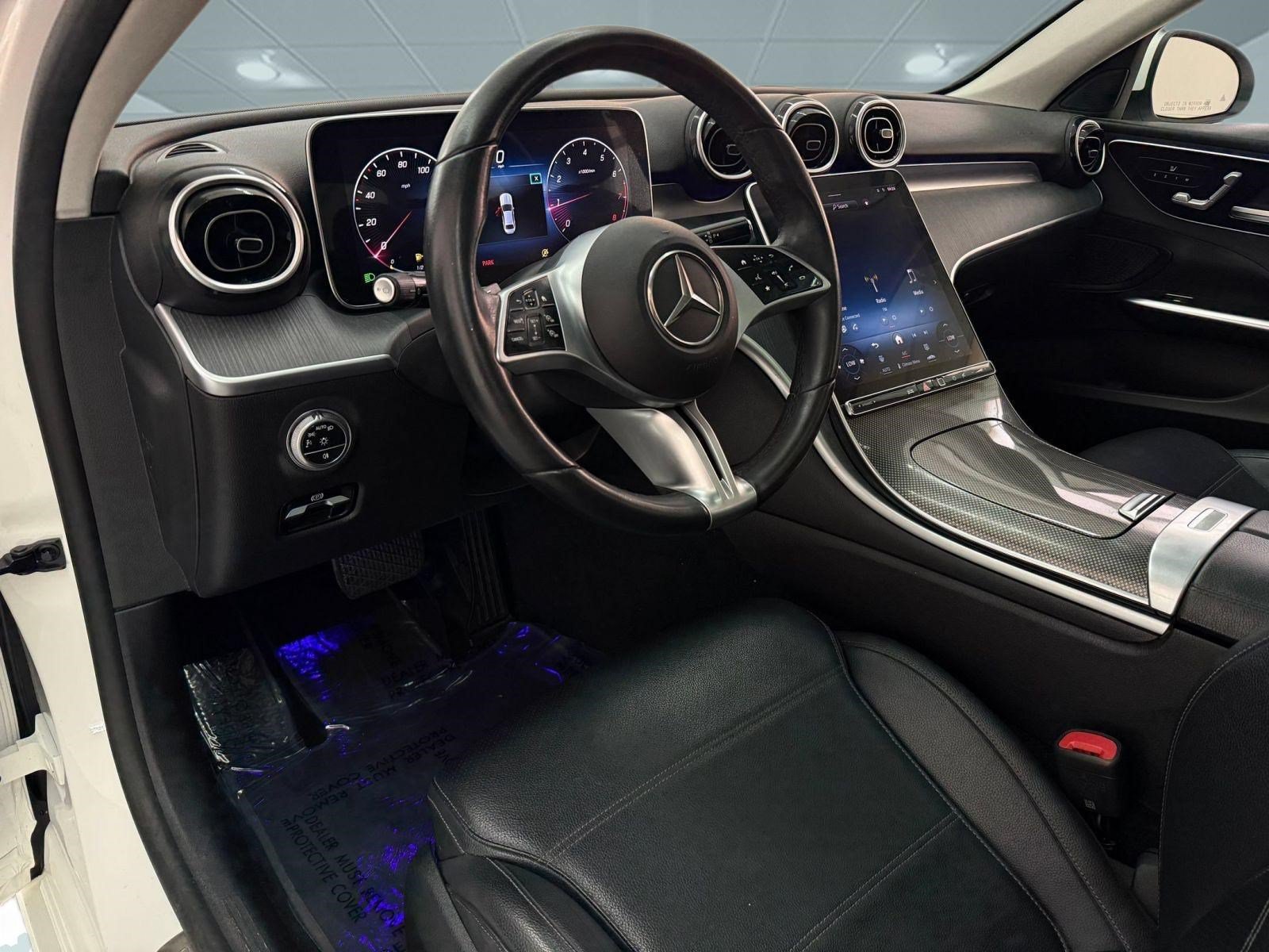 Used 2023 Mercedes-Benz C 300 Sedan image 4
