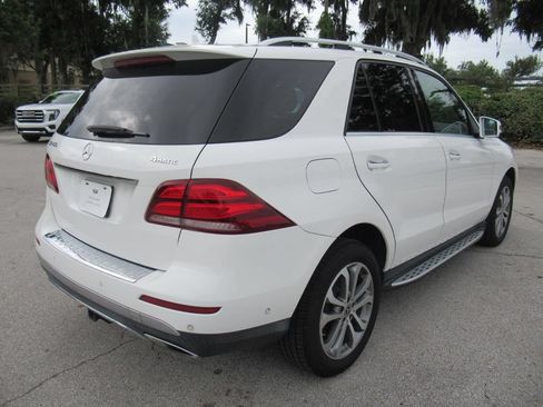 Used 2019 Mercedes-Benz GLE 400 4MATIC image 7