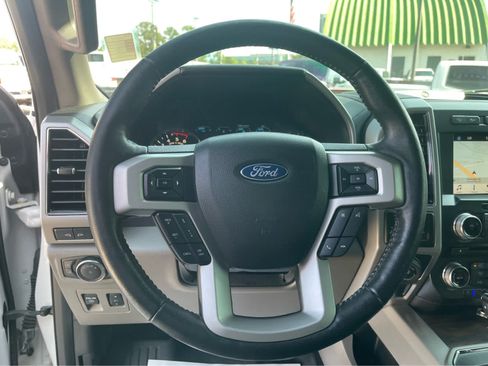 Used 2018 Ford F150 Lariat w/ Equipment Group 502A Luxury AWD/4WD image 15