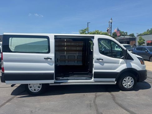 Used 2024 Ford Transit 250 Low Roof w/ Exterior Upgrade Package RWD image 6