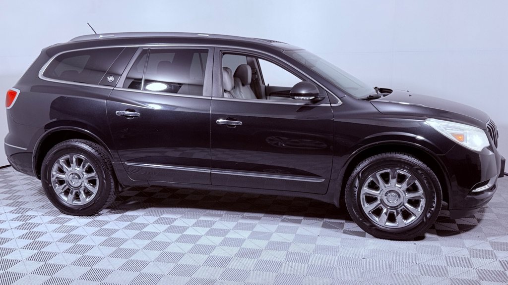Used 2015 Buick Enclave Leather FWD image 2
