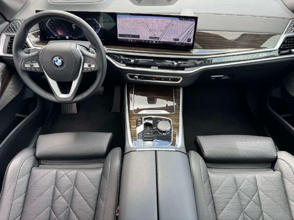 Certified 2024 BMW X5 xDrive40i w/ Premium Package AWD/4WD image 15