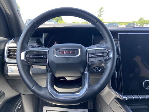 Used 2025 GMC Acadia Elevation AWD/4WD image 27