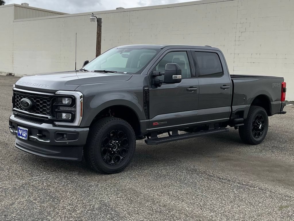 New 2026 Ford F250 Lariat w/ Black Appearance Package AWD/4WD image 2