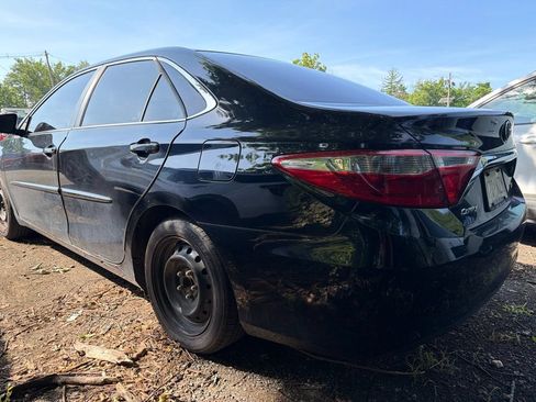 Used 2017 Toyota Camry LE w/ Protection Package (Q2) FWD image 3