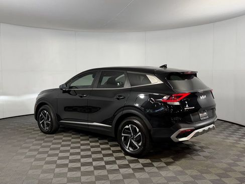 Used 2023 Kia Sportage LX image 8
