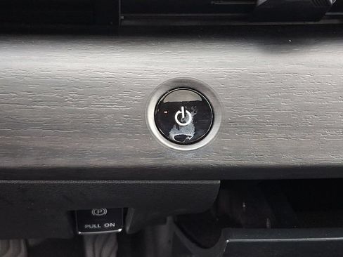 Certified 2024 Nissan Ariya AWD image 22