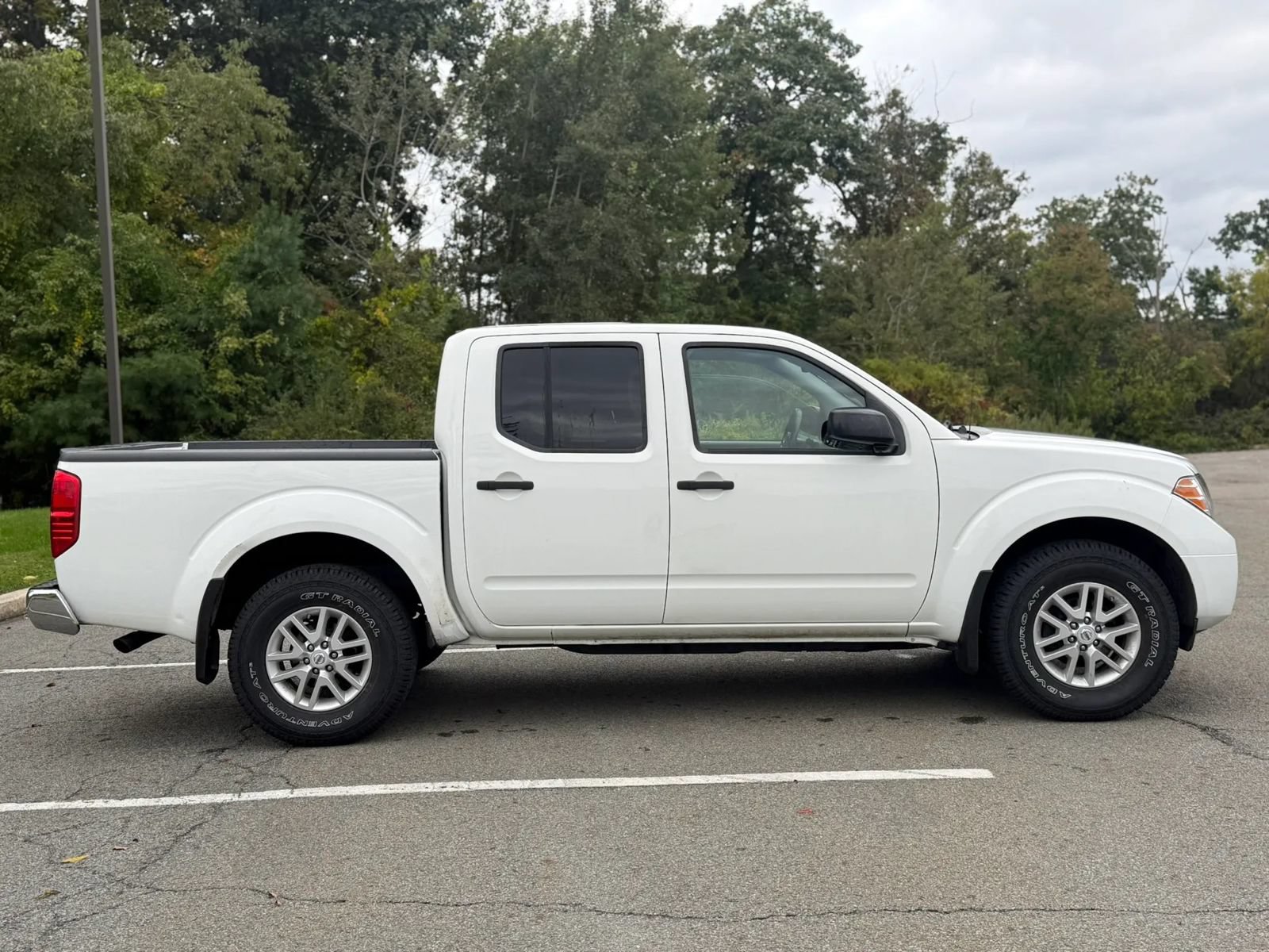 Used 2019 Nissan Frontier SV AWD/4WD image 4