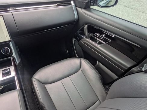 Used 2023 Land Rover Range Rover SE AWD/4WD image 17