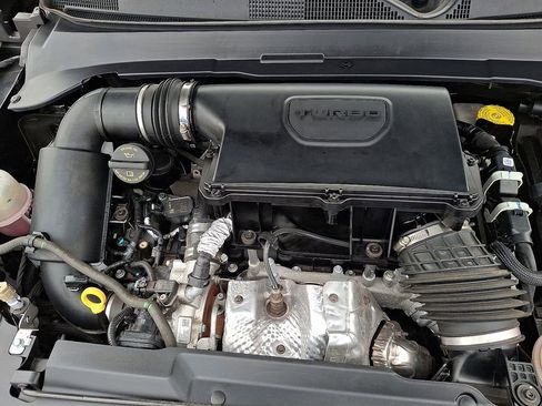 Used 2023 Jeep Compass Limited w/ Sun and Sound Group image 26