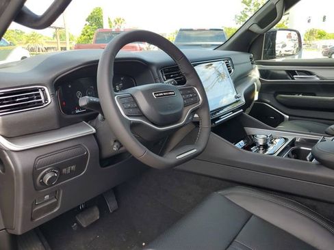 New 2026 Jeep Grand Wagoneer 4WD image 11