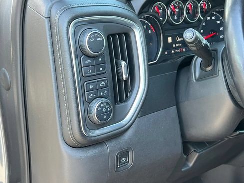 Used 2020 Chevrolet Silverado 1500 LTZ w/ LTZ Premium Package AWD/4WD image 30