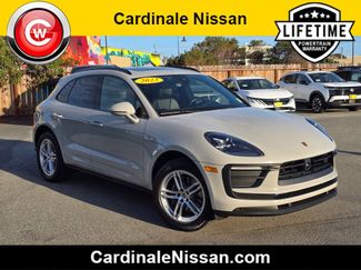 Used 2023 Porsche Macan video 1
